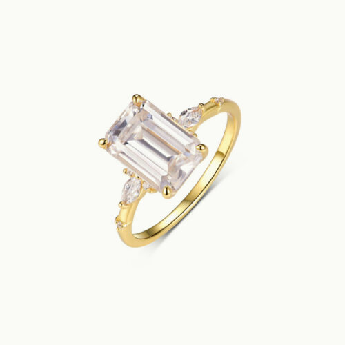 Luméne Emerald Cut Solitaire Ring